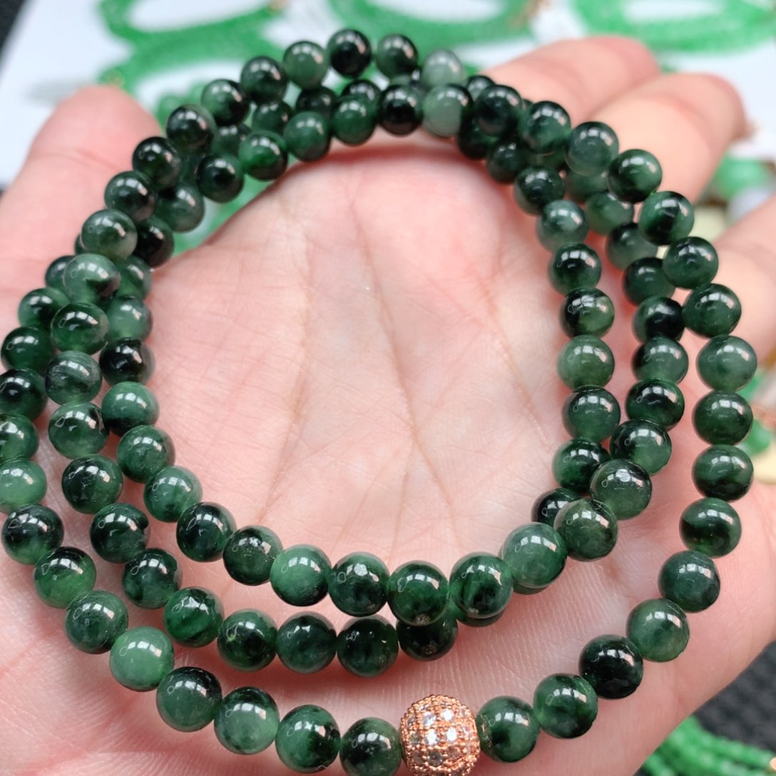 翡翠手链未镶嵌翡翠