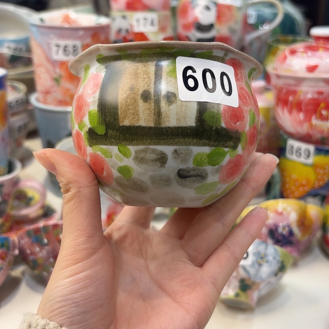 瓷片兔兔好可爱啊我