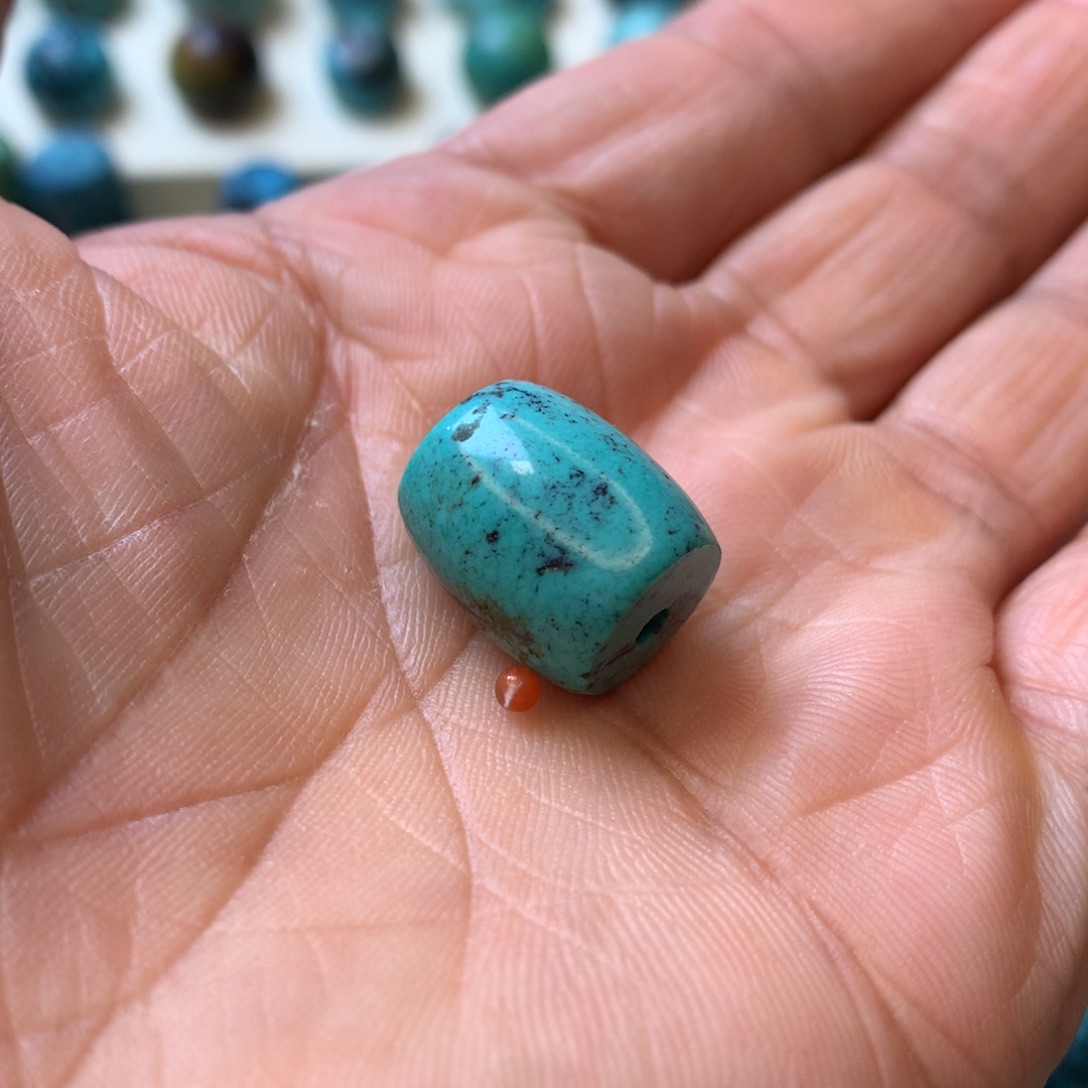 南红玛瑙未镶嵌珠宝奇石