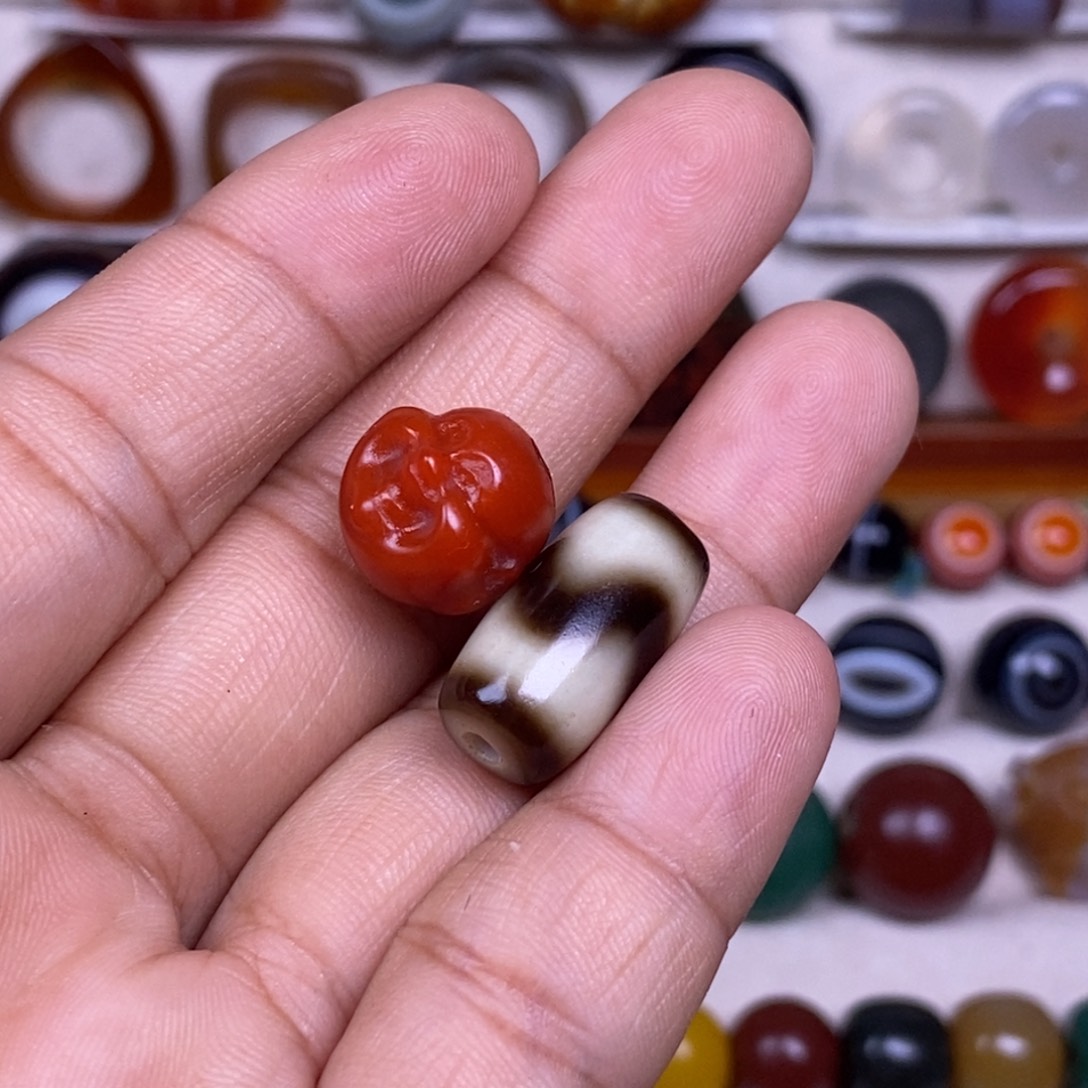 玛瑙/玉髓珠宝奇石未镶嵌迟****天