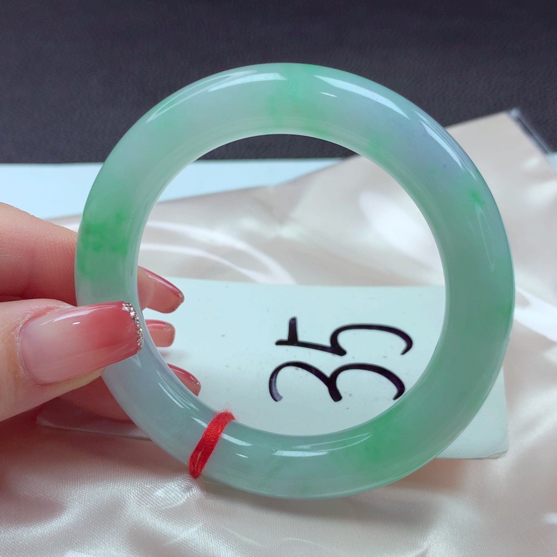 翡翠手镯未镶嵌手镯54