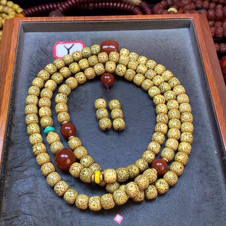 星月菩提吊坠菩提