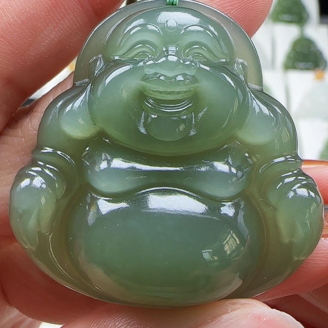 和田玉未镶嵌吊坠(赠链)