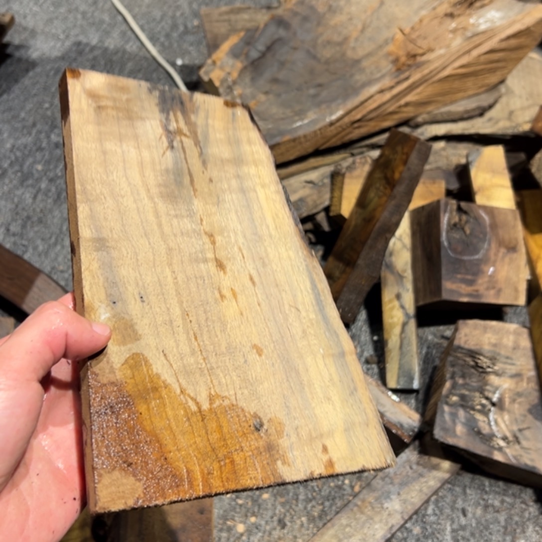 我***旅阴沉木金丝楠阴沉木原材料