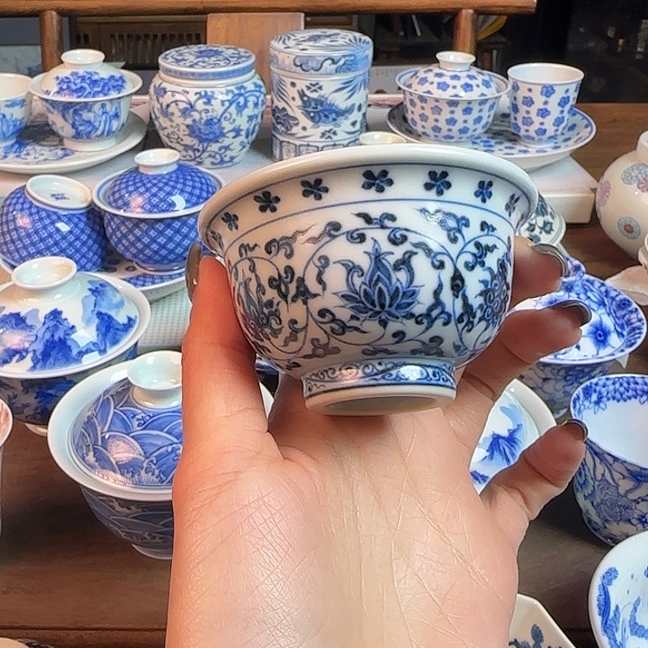 名窑口 缠枝莲迷你压手杯放漏