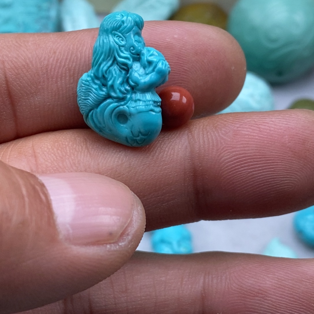 欢****南红玛瑙未镶嵌珠宝半成品