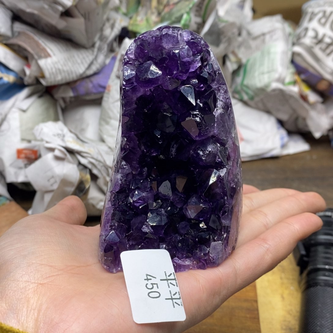 紫晶乌拉圭未镶嵌