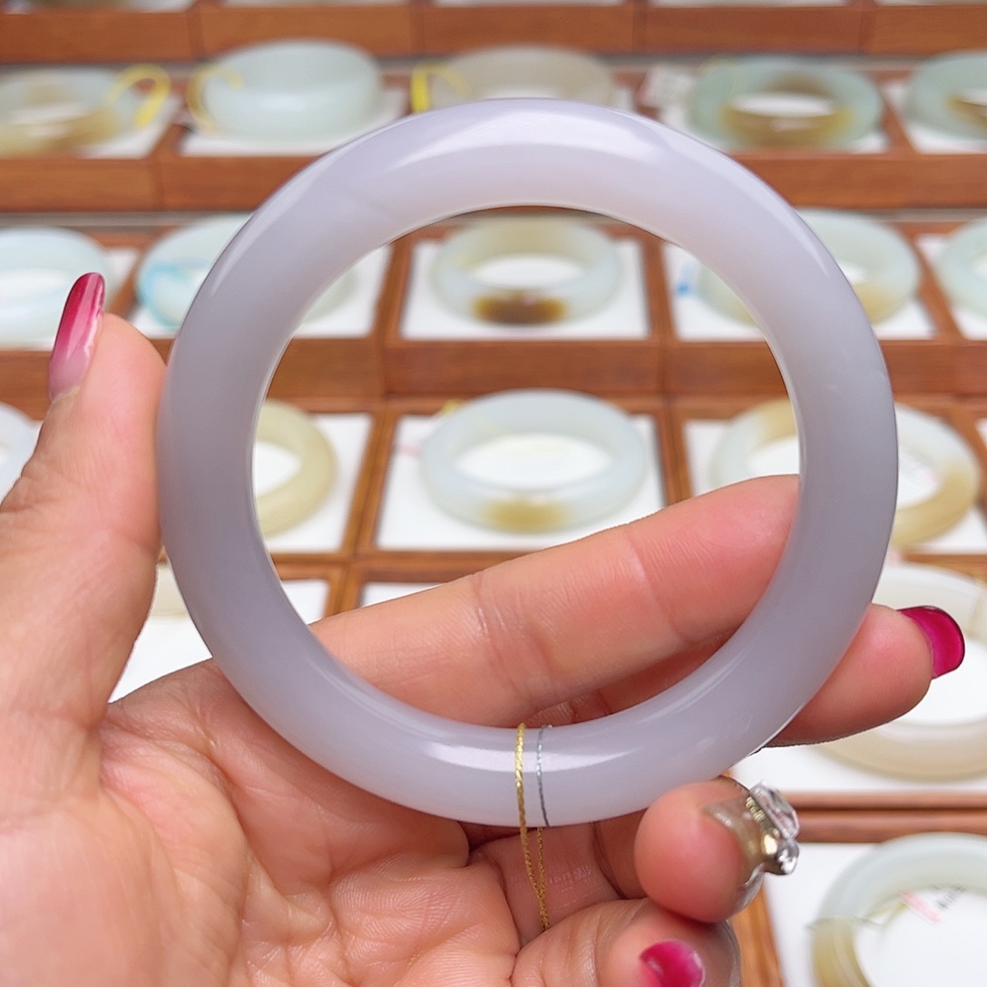 和田玉手镯未镶嵌60