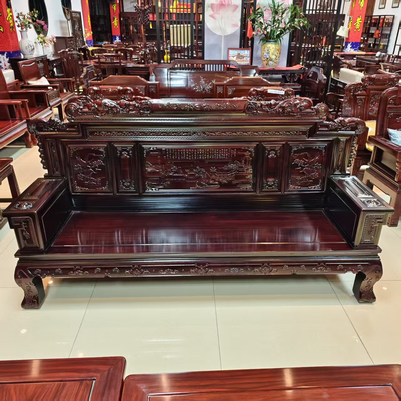 酸枝木 山水财源三人位尺寸：长222宽67坐高40背高116