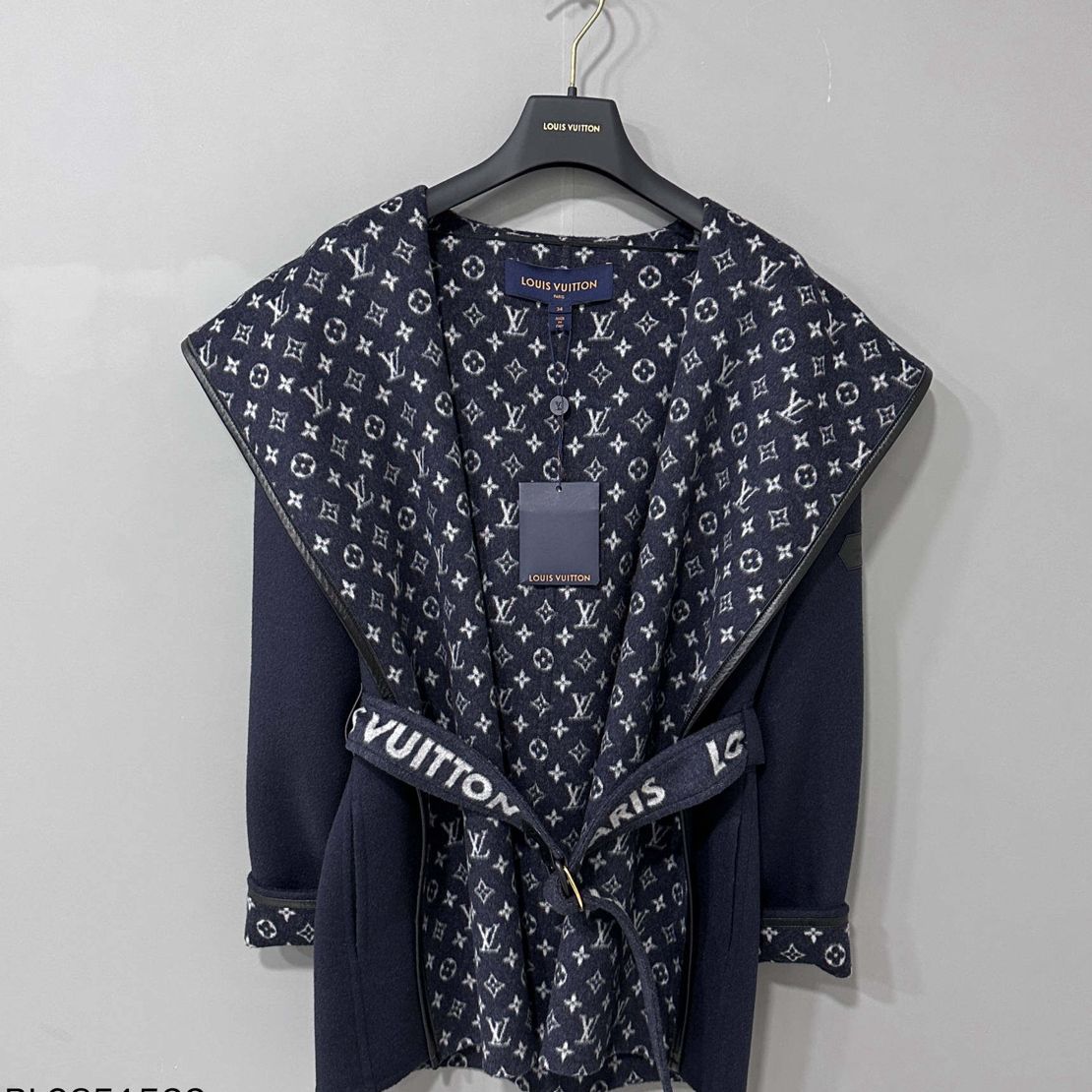 未使用 LouisVuitton/路易威登 深蓝色满印短浴袍大衣/34码/51533