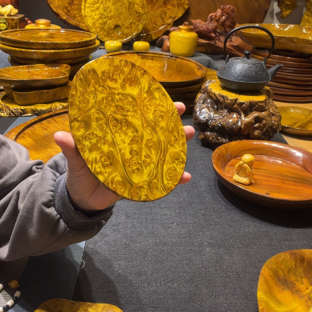 星***海金实木黄金樟干泡壶承