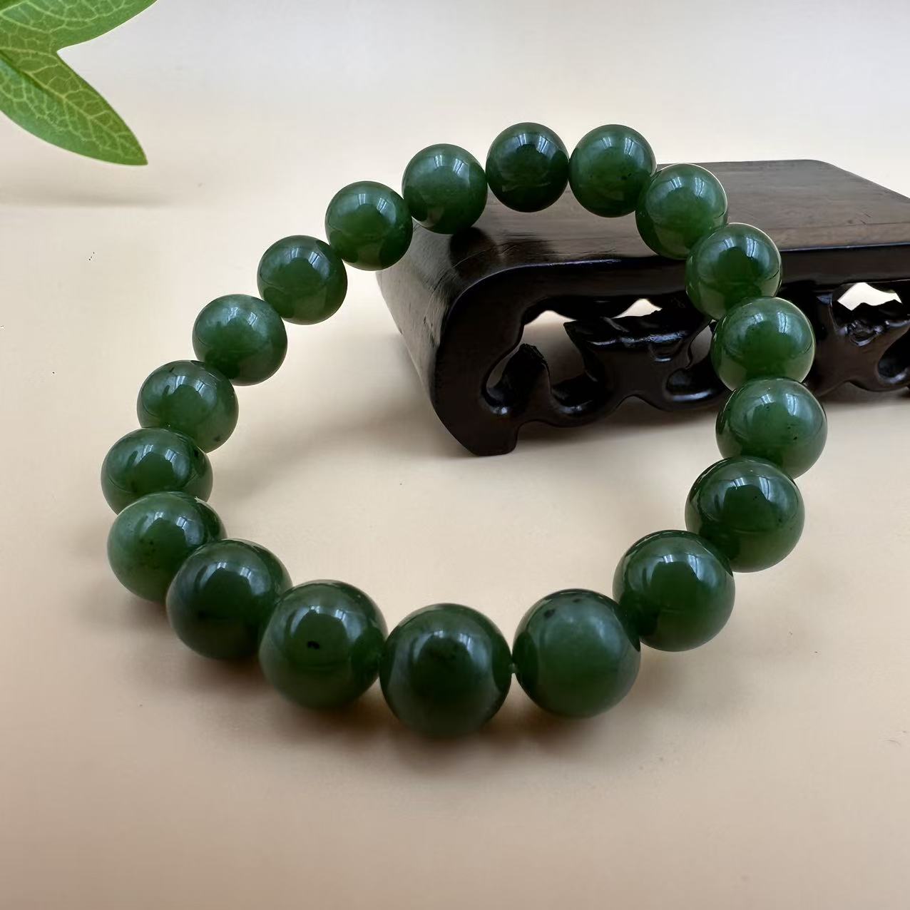 A1424 和田玉手串 ZB17890168