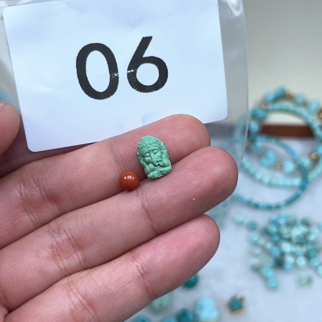 南红玛瑙未镶嵌珠宝奇石
