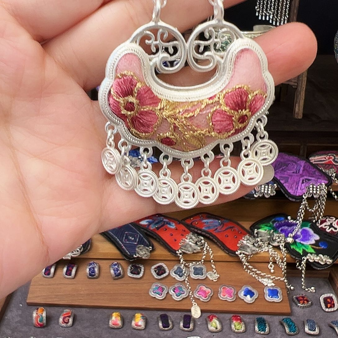 织绣手工刺绣工艺品