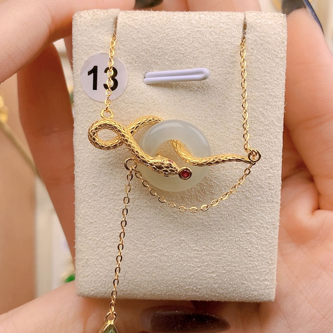 和田玉颈饰银S925镀金镶嵌