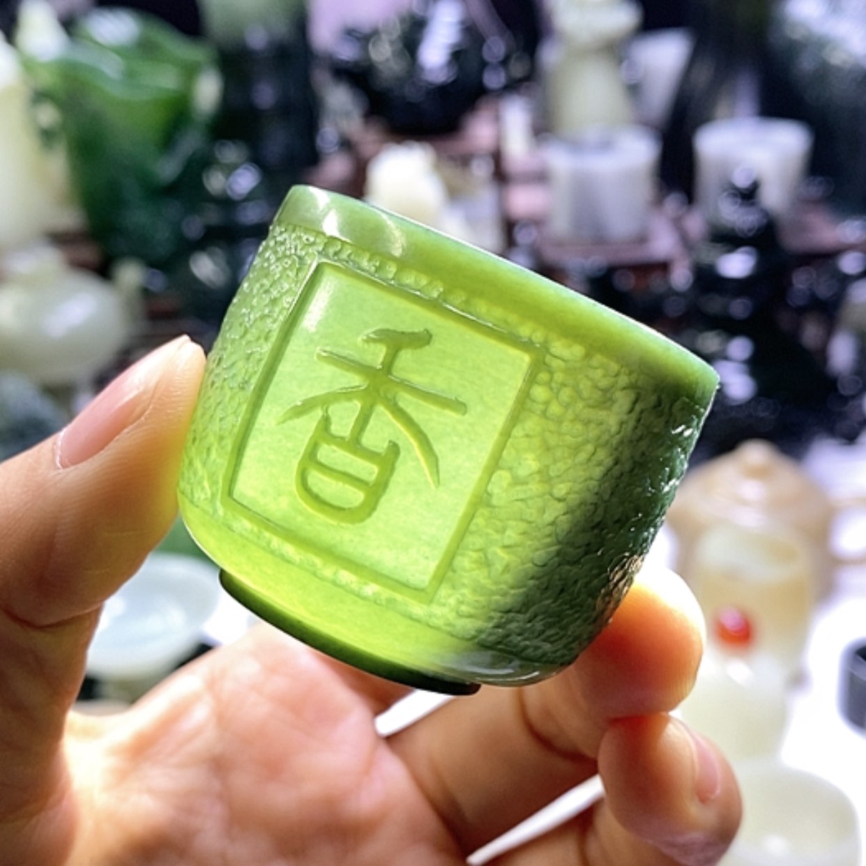 【闪购商品】和田玉（青玉）摆件未镶嵌茶杯