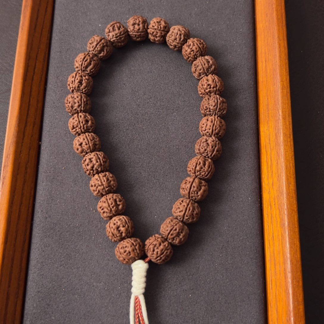 宇***缘吊坠金刚菩提超头