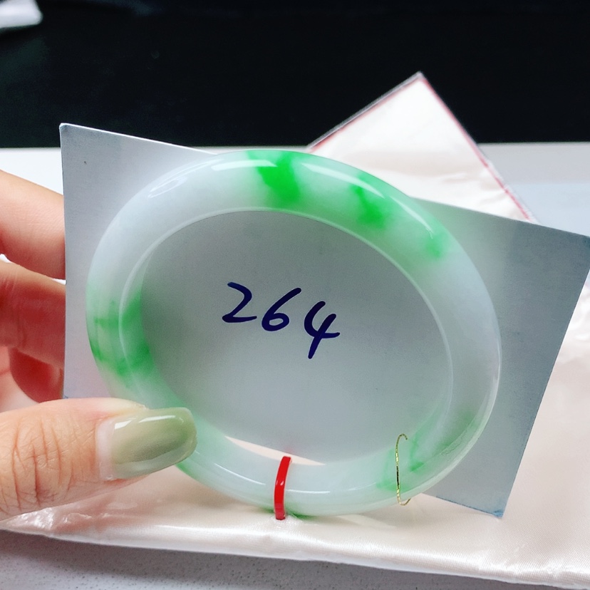 【闪购商品】翡翠未镶嵌手镯 正圈57+