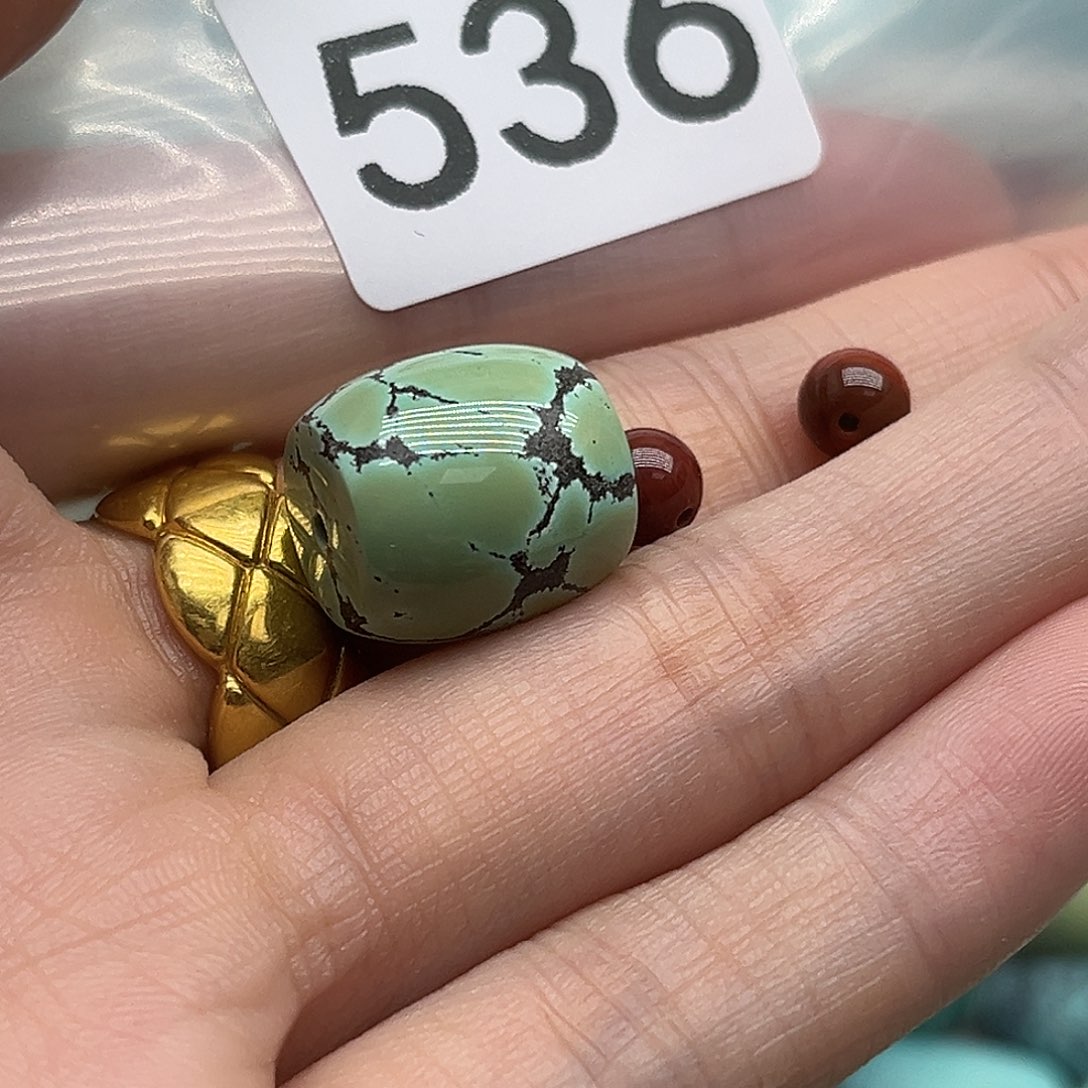 柠***&南红玛瑙未镶嵌珠宝奇石