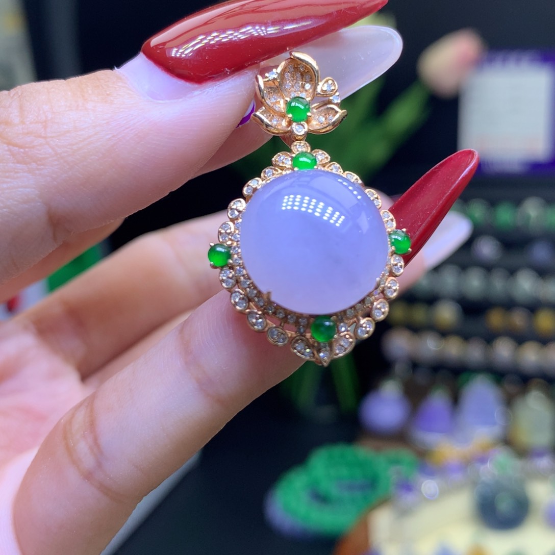 翡翠颈饰18K金镶嵌天然