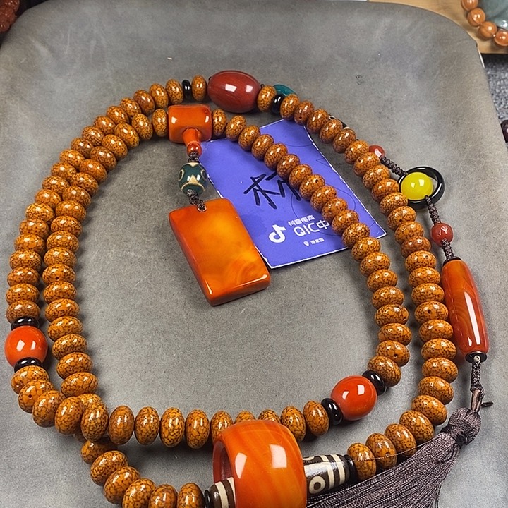 星月菩提吊坠菩提