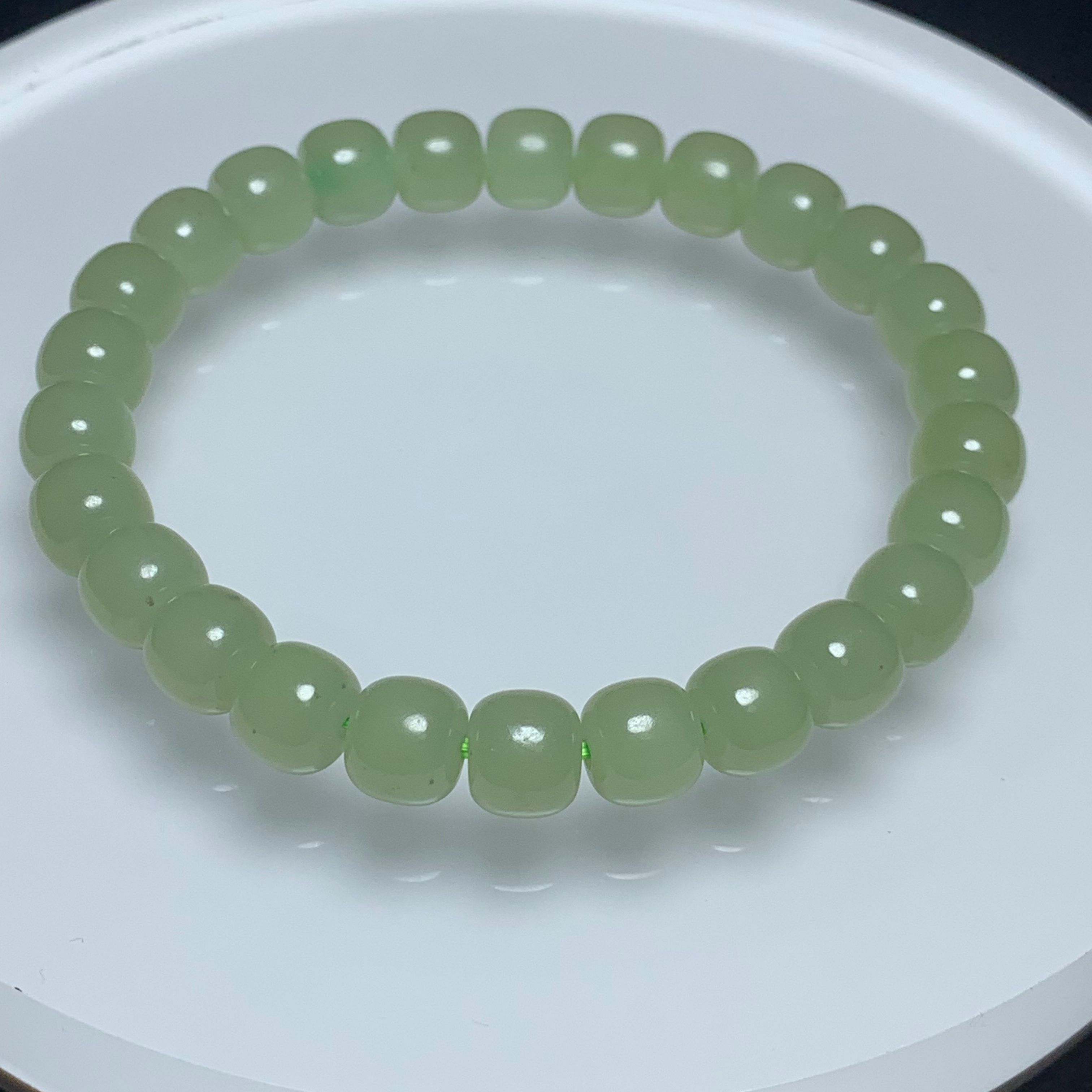 F2271珠宝玉石精选和田玉手串