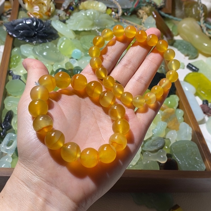 肉***感蛇纹石玉合金颈饰