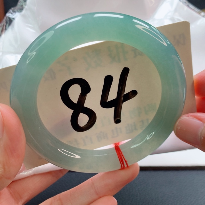 未镶嵌手镯（圆镯）翡翠圆条冰胶湖水绿