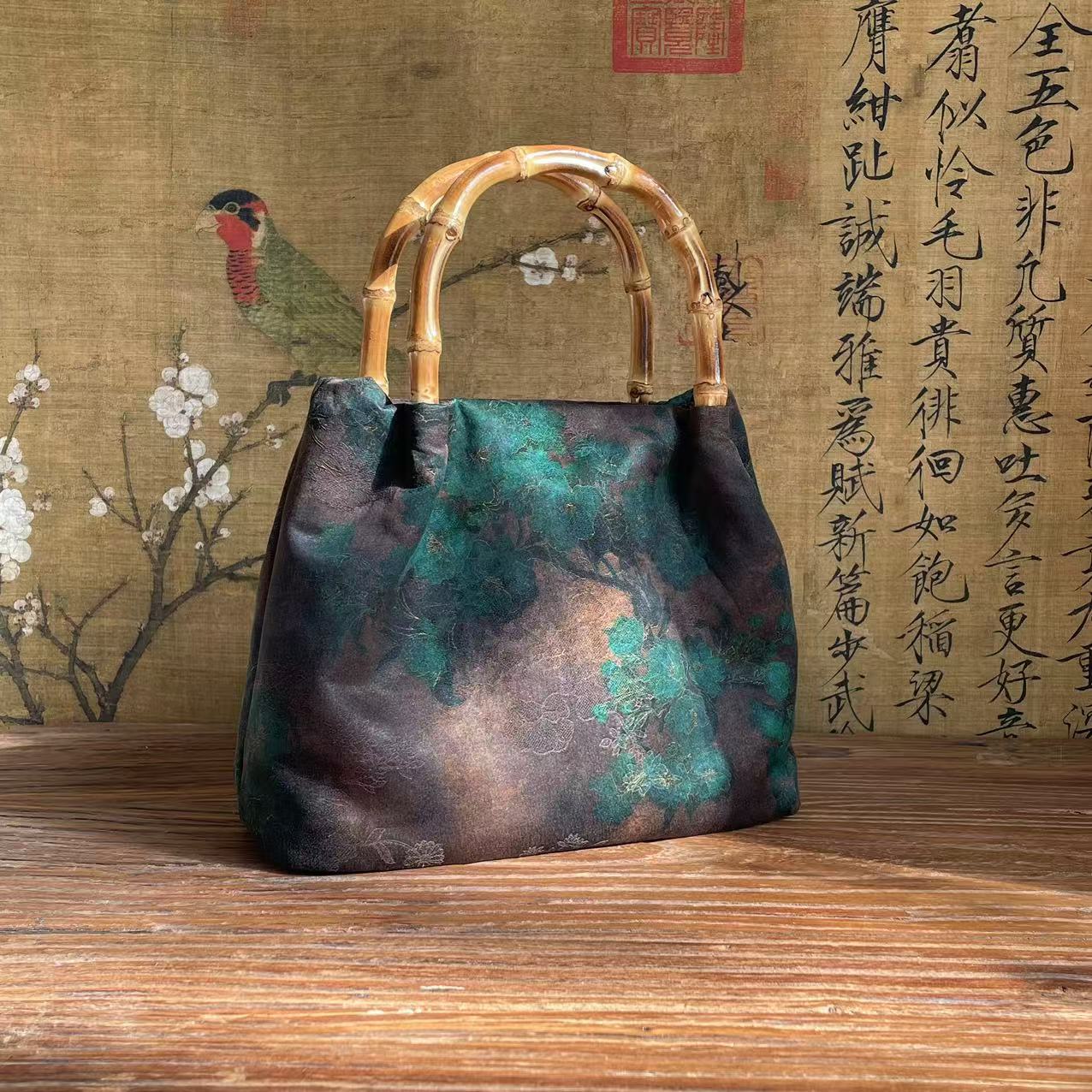 阿雯爱手工孤品蚕丝花萝月下美人竹柄手提包