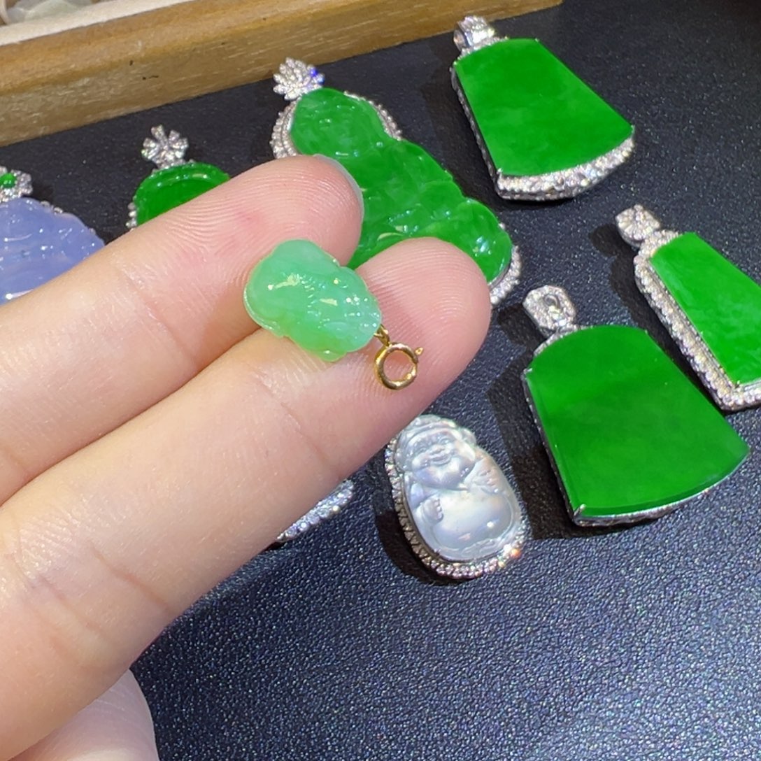 翡翠18K金镶嵌吊坠(不含链)