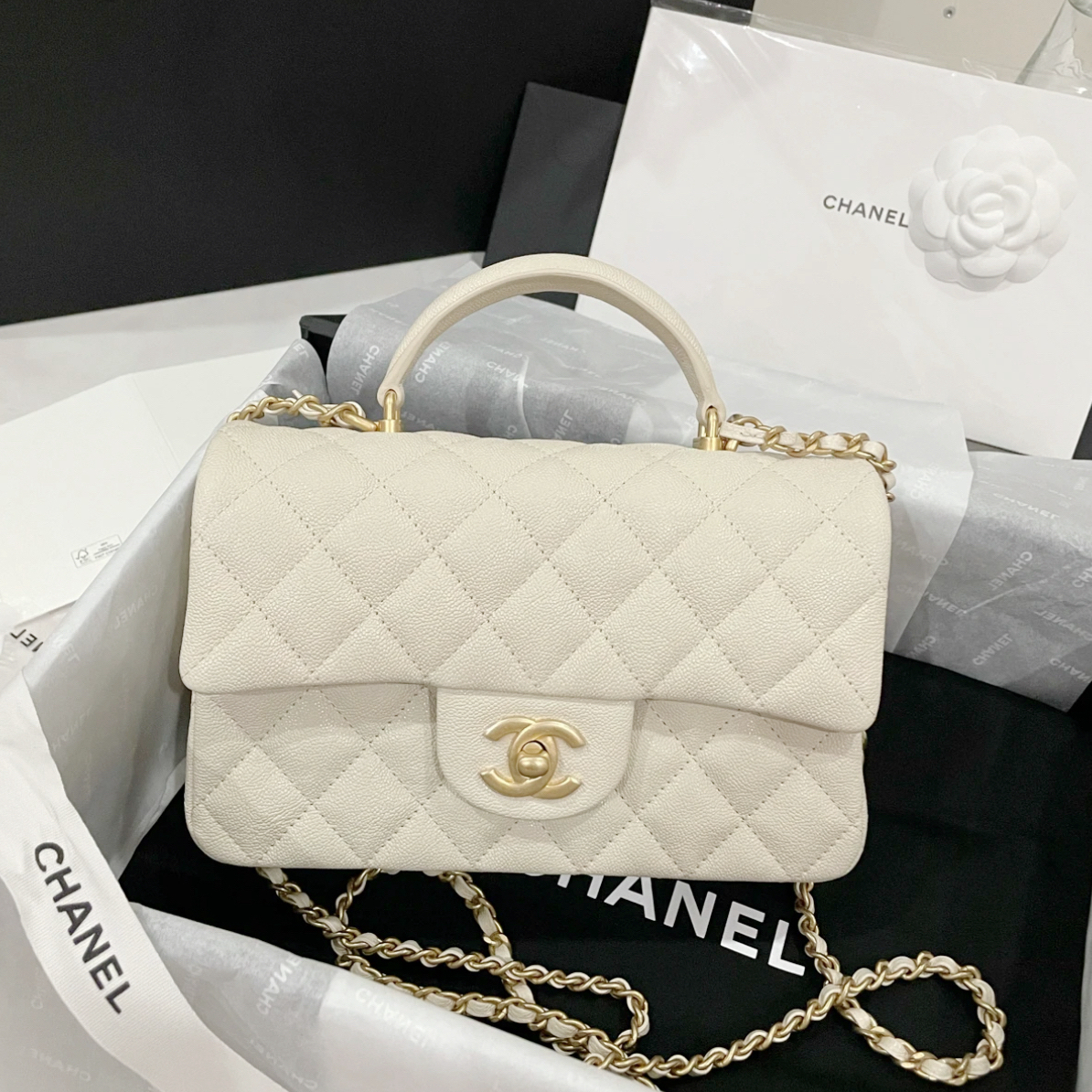 99新 Chanel/香奈儿 多多奢品/香奈儿鱼子酱手柄米白大mini/99新