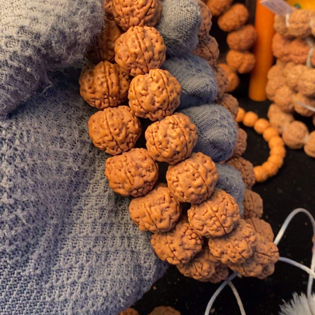 金刚菩提吊坠帝王花