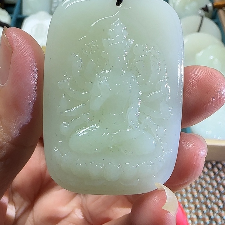 颈饰未镶嵌和田玉