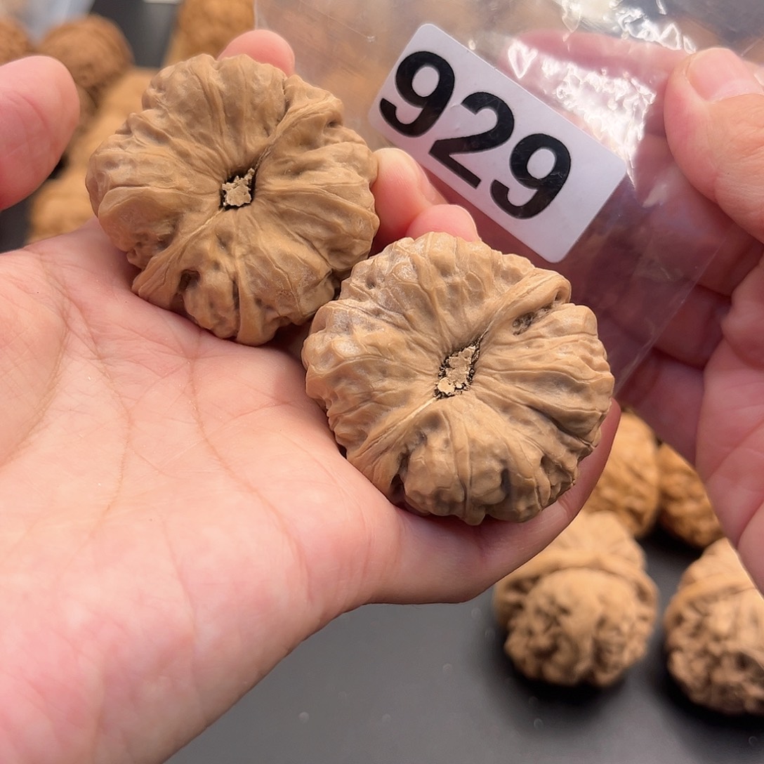 桃核吊坠白*黑蛙蛙精品43