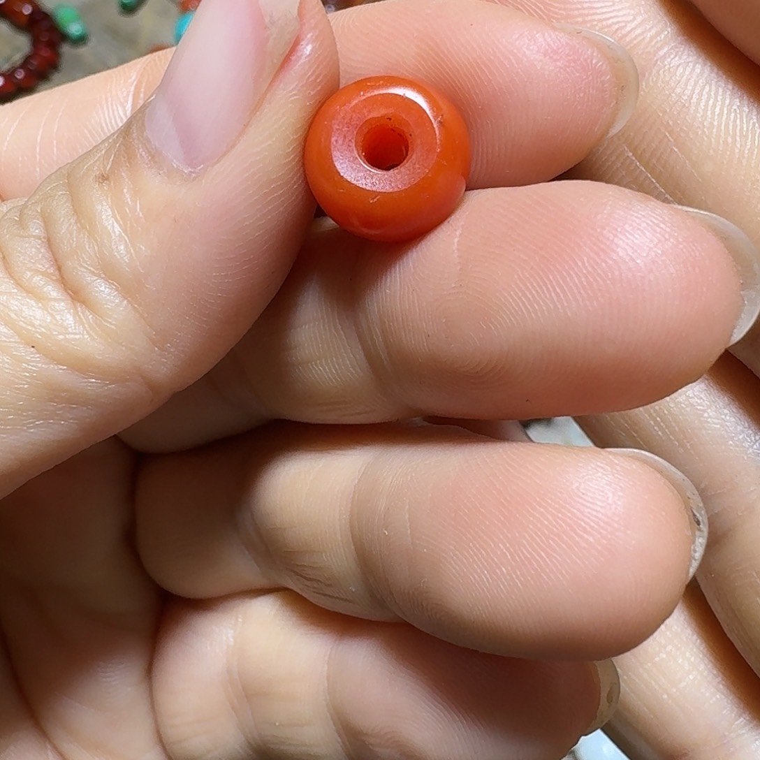 新***点南红玛瑙未镶嵌车挂