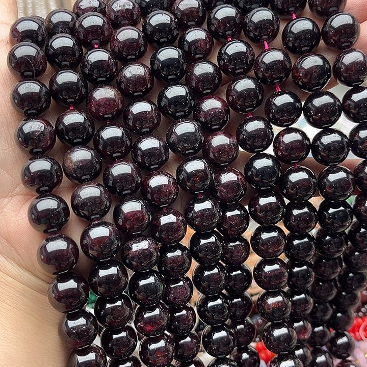 玛瑙/玉髓未镶嵌珠宝半成品一条13mm左右石榴石
