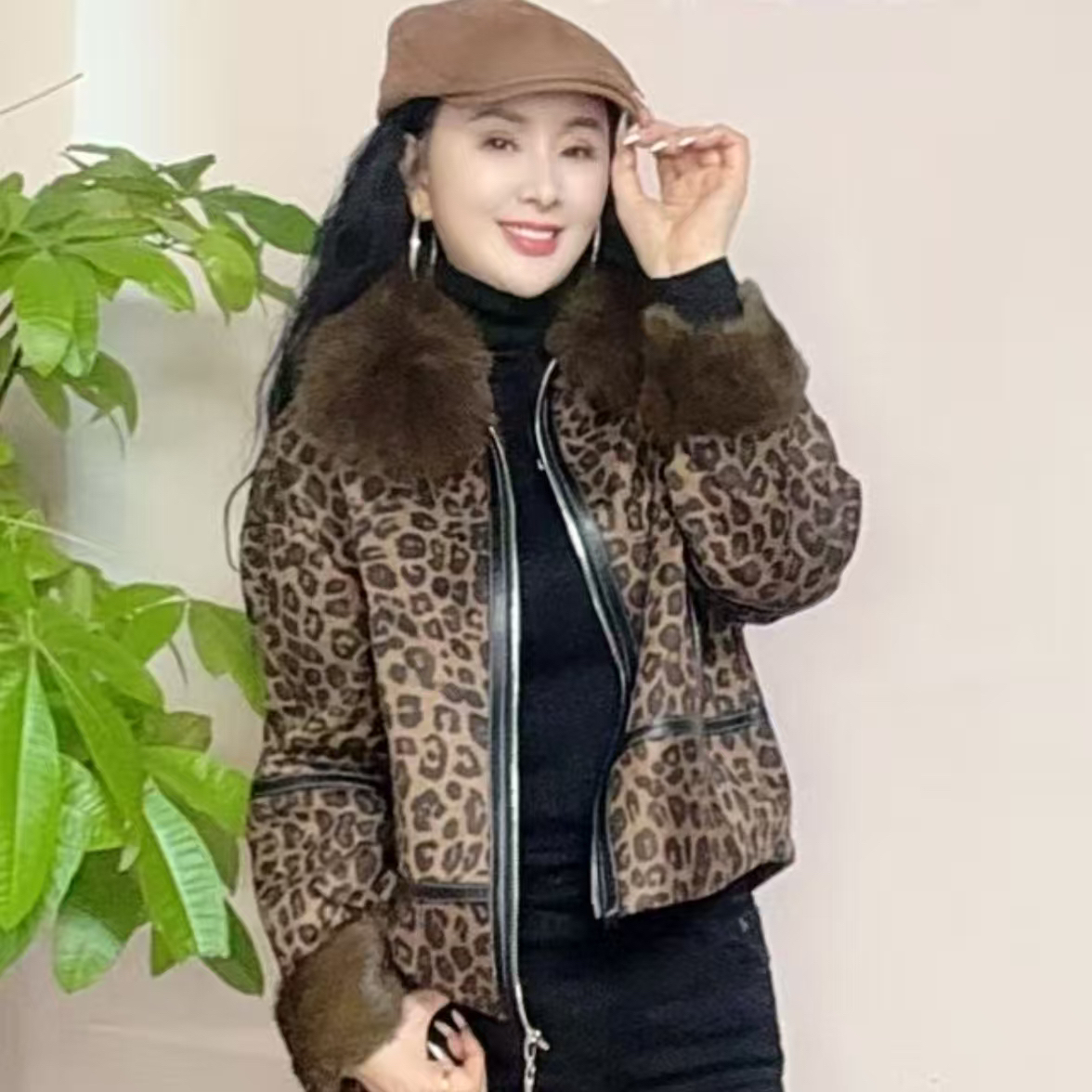 豹纹皮毛一体狐狸毛领外套女秋冬洋气减龄宽松短款保暖上衣外穿