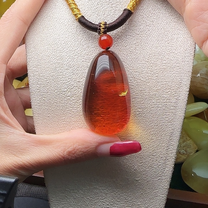 琥珀未镶嵌手链吊坠