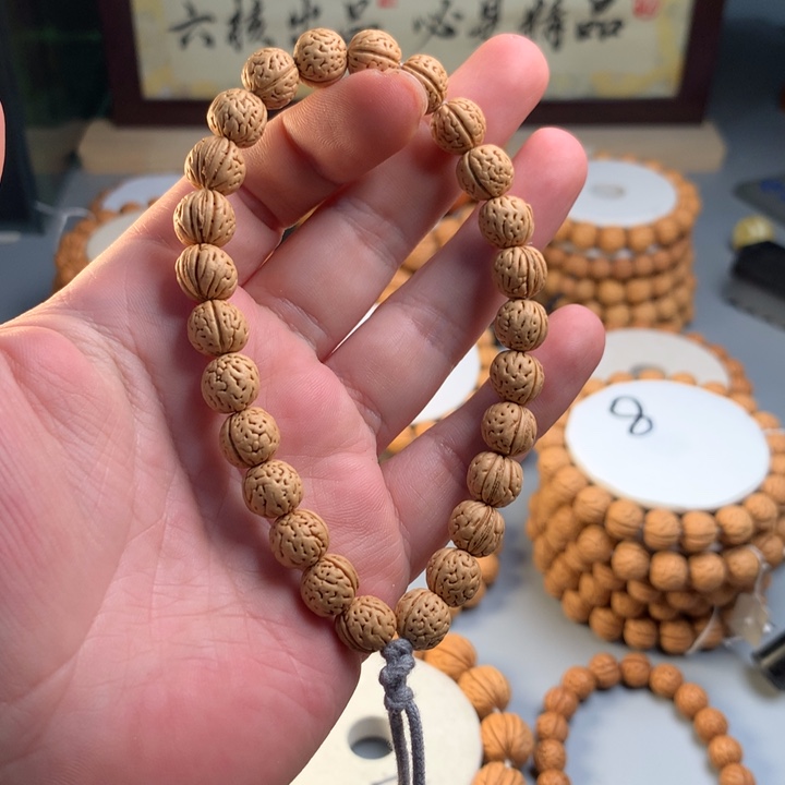桃核吊坠1.0小籽手持