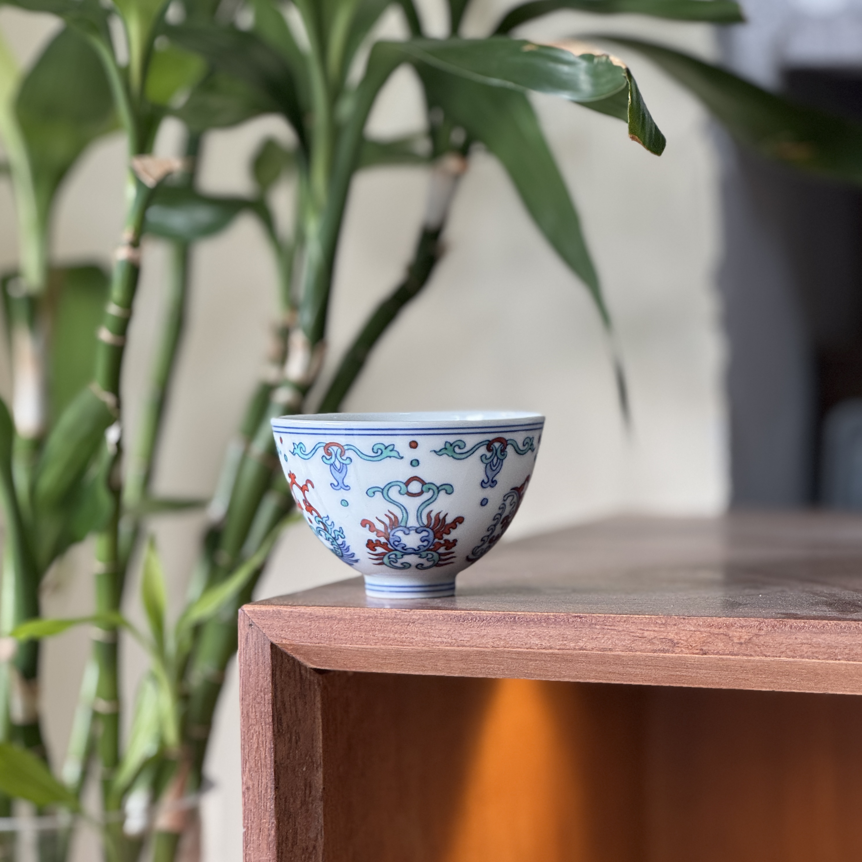 明逸堂手绘斗彩忍冬纹鸡心杯茶杯主人杯【60ml】