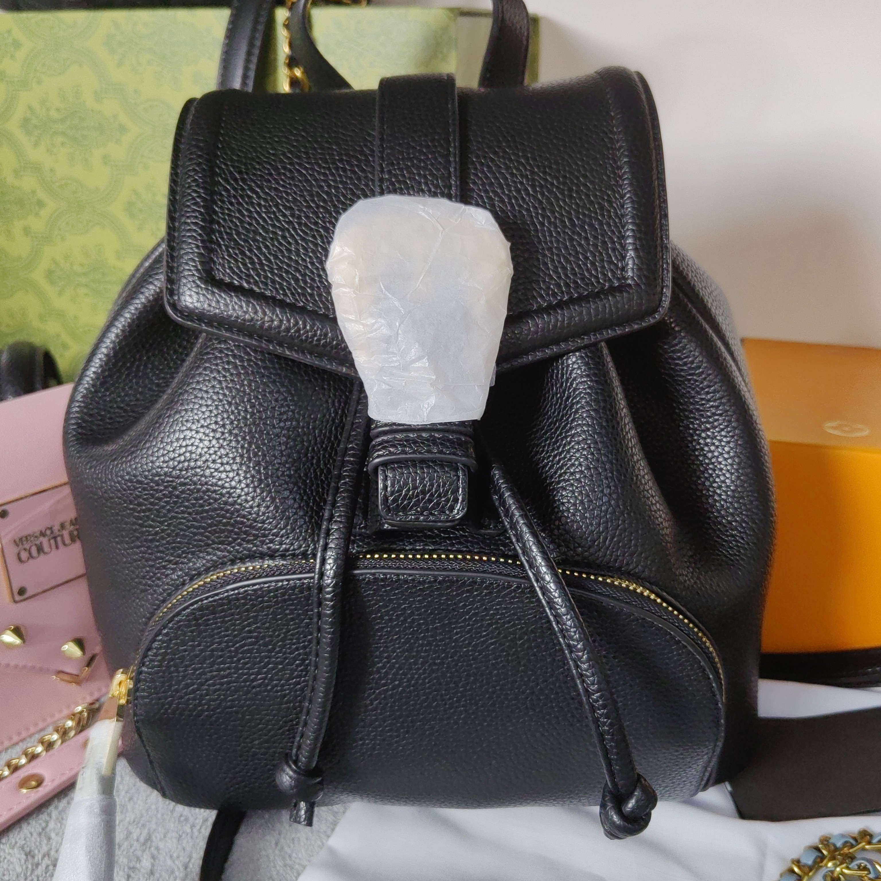 巴洛克风格黑色双肩包