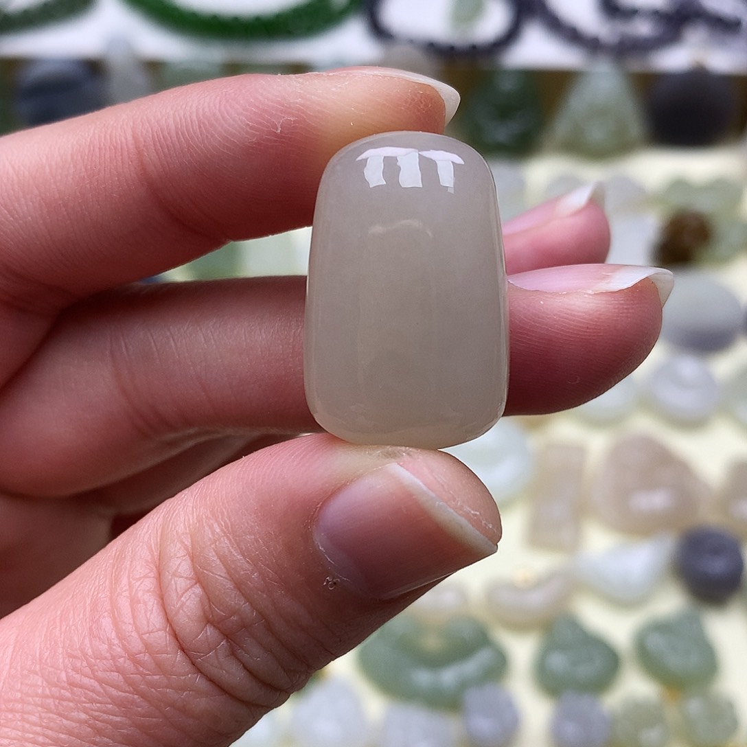 和田玉颈饰未镶嵌雪*舞