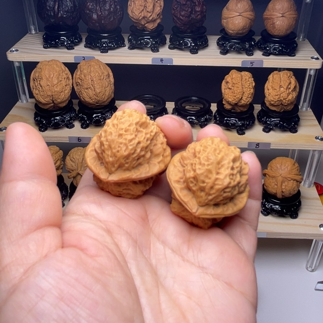 文玩核桃吊坠9w珊瑚纹蛤蟆头