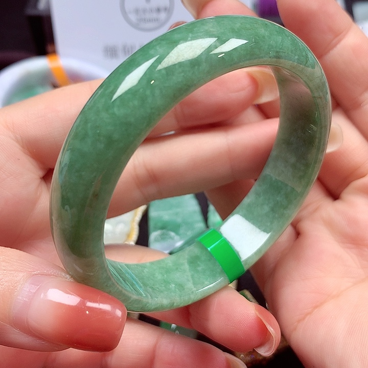 未镶嵌手镯翡翠翡翠手镯