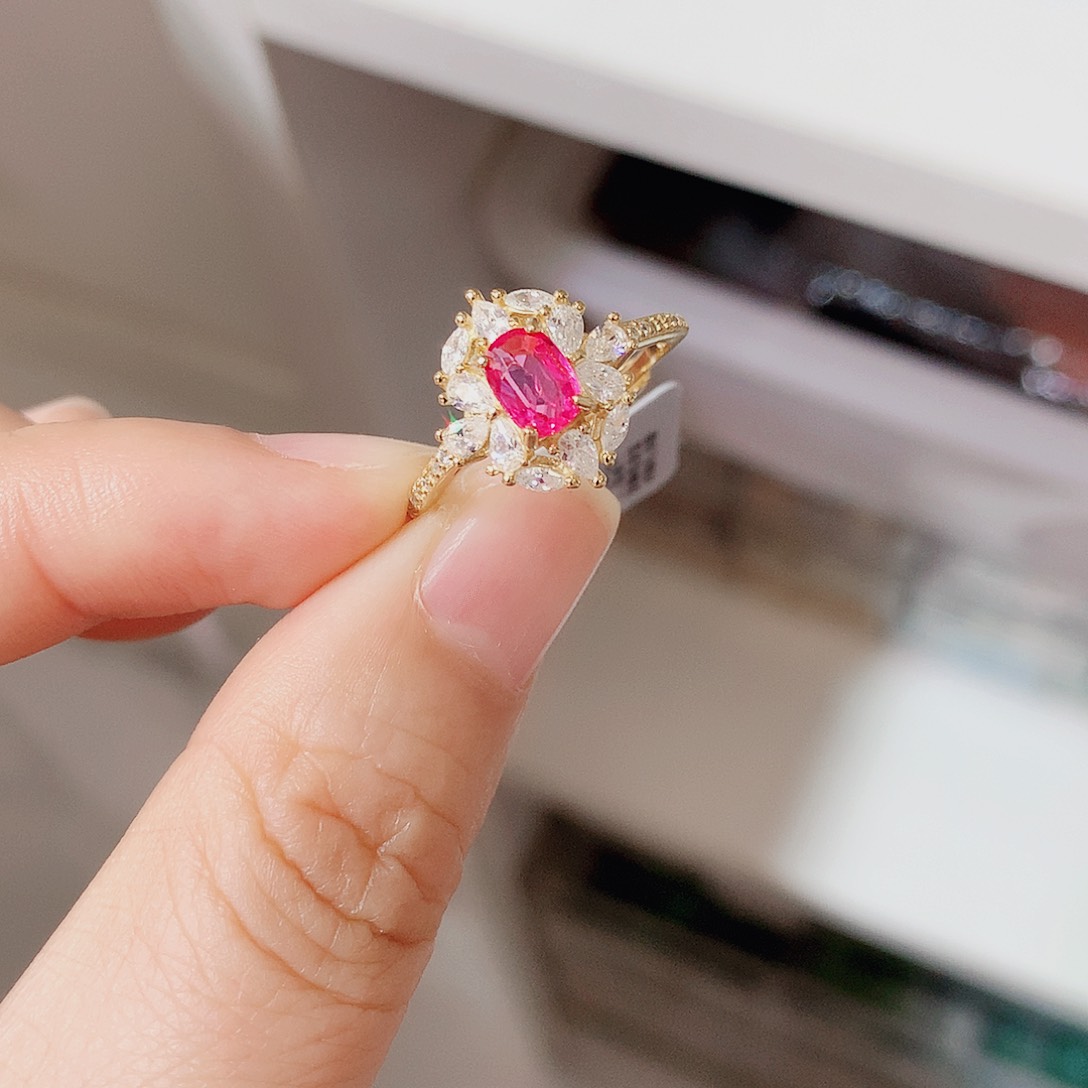 银S925镶嵌戒指尖晶石