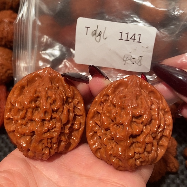 文玩核桃吊坠官帽45.8