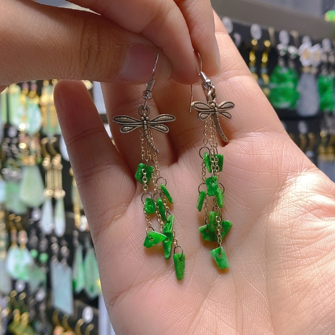 未镶嵌翡翠耳饰翡翠