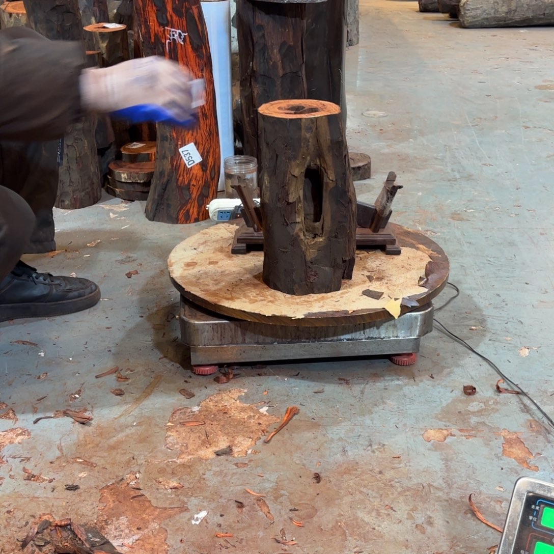 云***川一物一拍血檀编码883