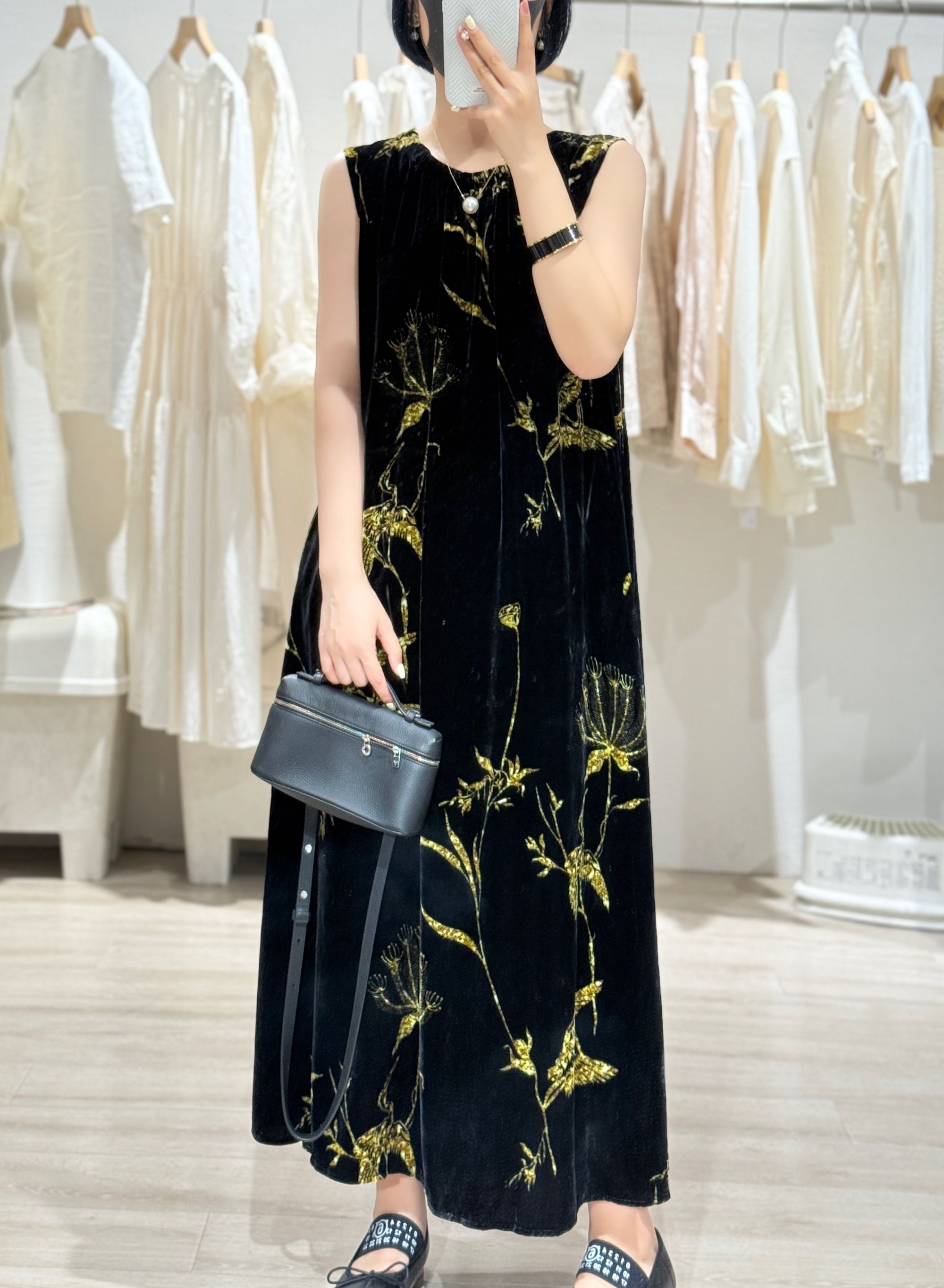 新款时尚休闲真丝丝绒连衣裙