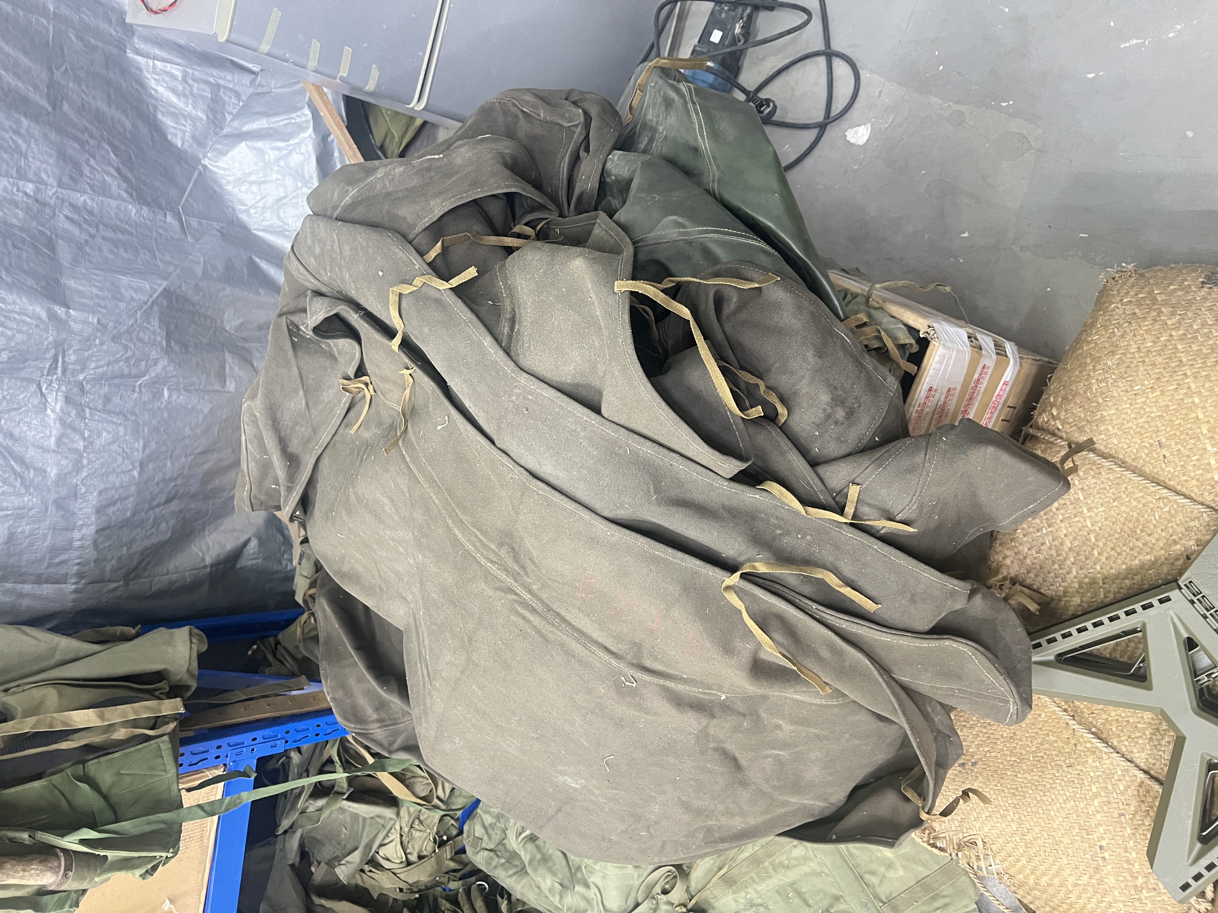 （杂货铺）各类老货帆布盖布